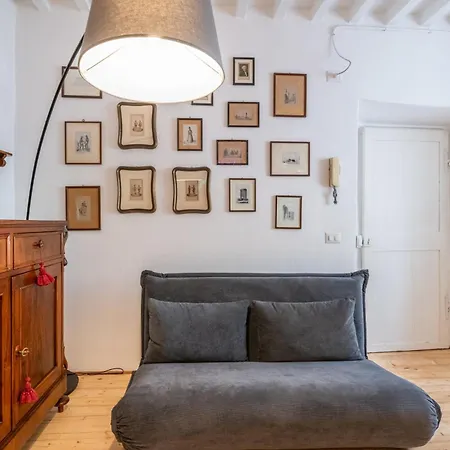 Romantic Charm In