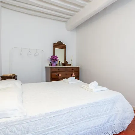Apartment Romantic Charm In Pietrasanta