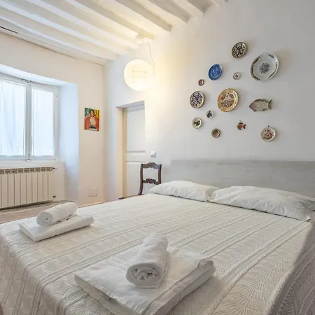 Romantic Charm In Apartment