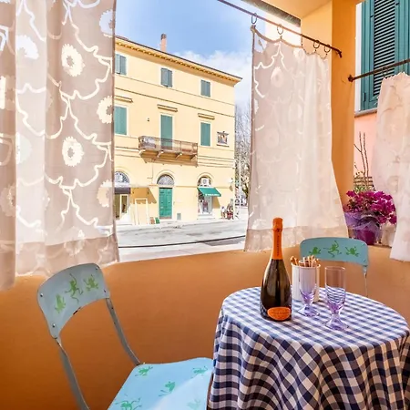 Apartment Romantic Charm In *